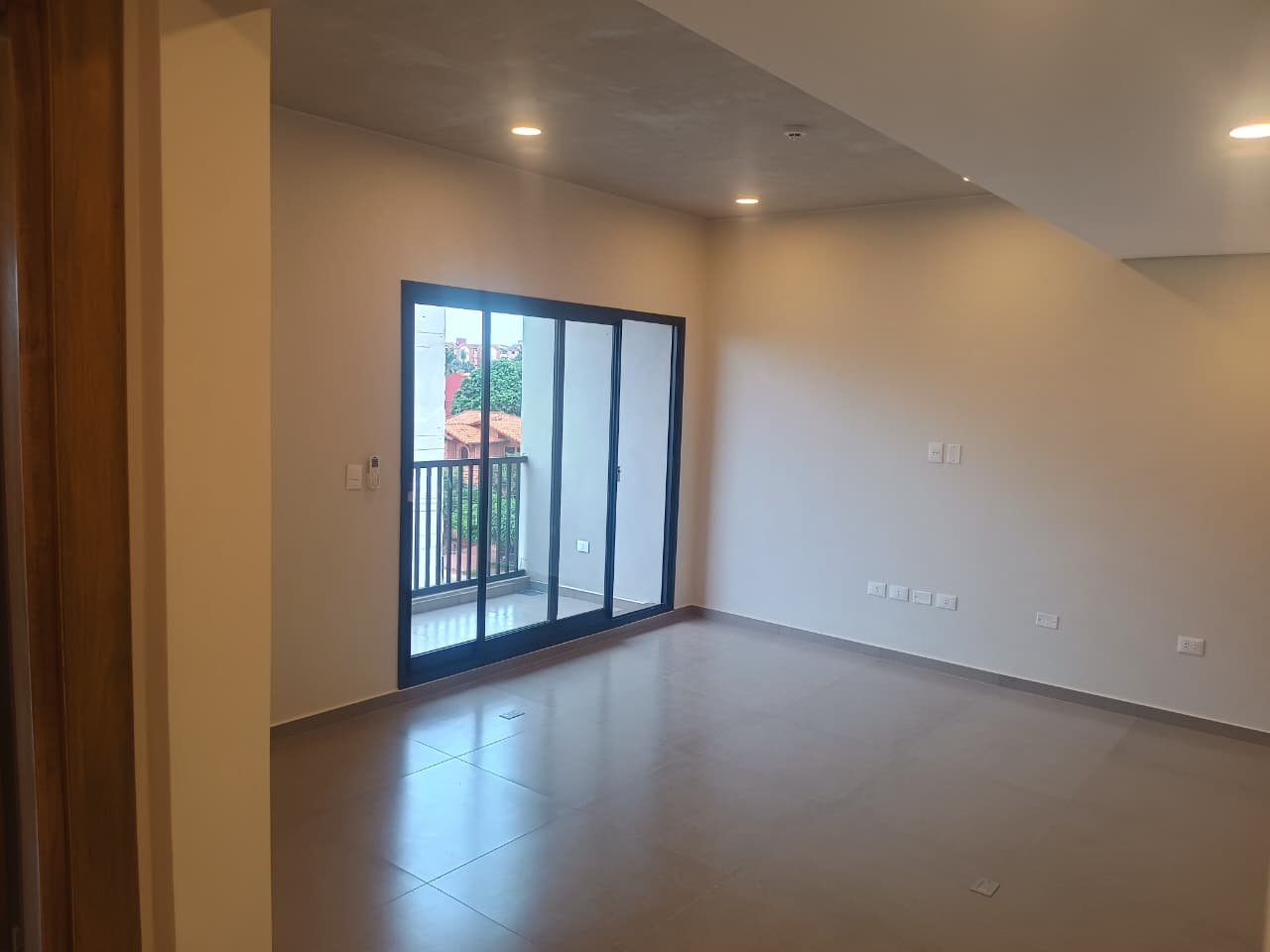 DEPARTAMENTO EN ALQUILER ZONA FERNANDO DE LA MORA NORTE — foto 3