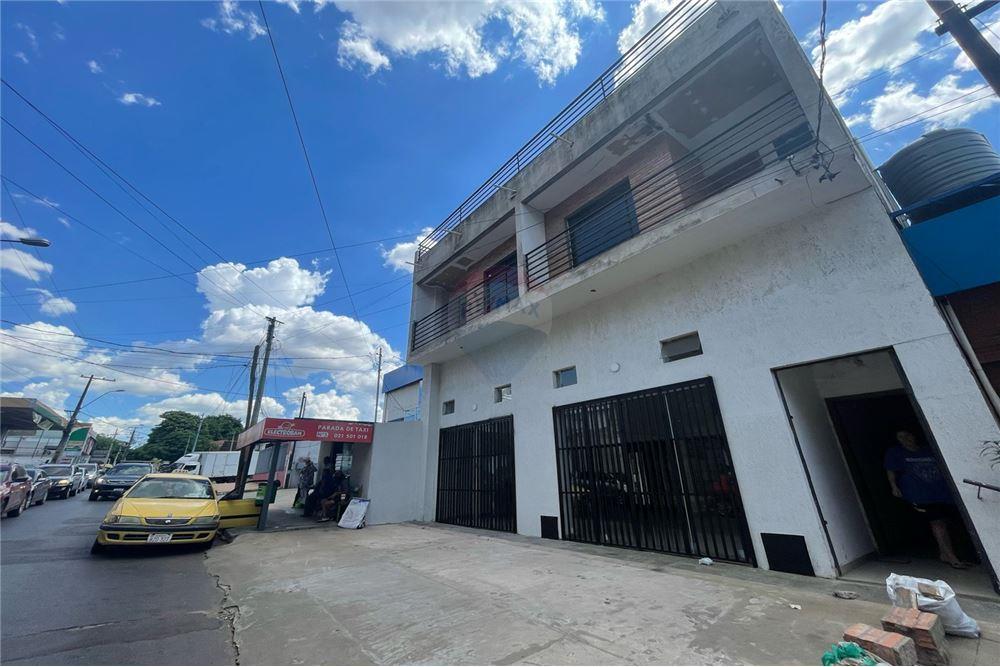 Local Comercial en Fernando de la Mora – Excelente — foto 2