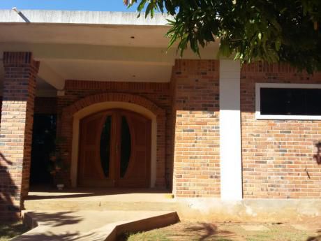 Vendo Casa En Mariano Roque Alonso 390 Mts2