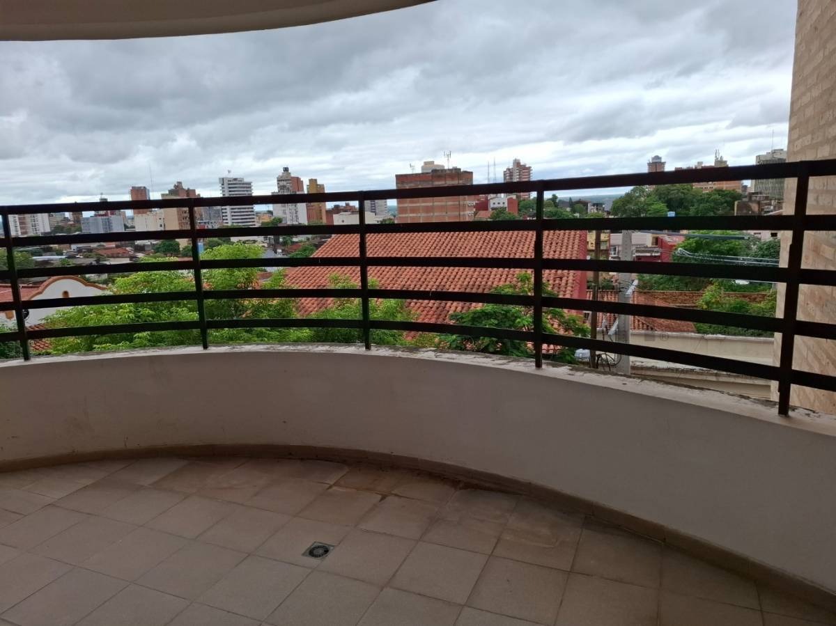 ALQUILO DEPARTAMENTO DE 3 DORMITORIOS EN EL CENTRO DE ASUNCION — foto 2