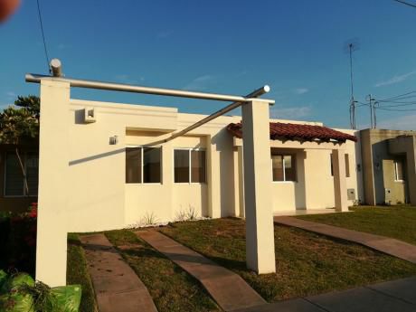En Sevilla A Estrenar! Linda Casa