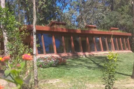 Unica! Vivienda Earthship En Portezuelo