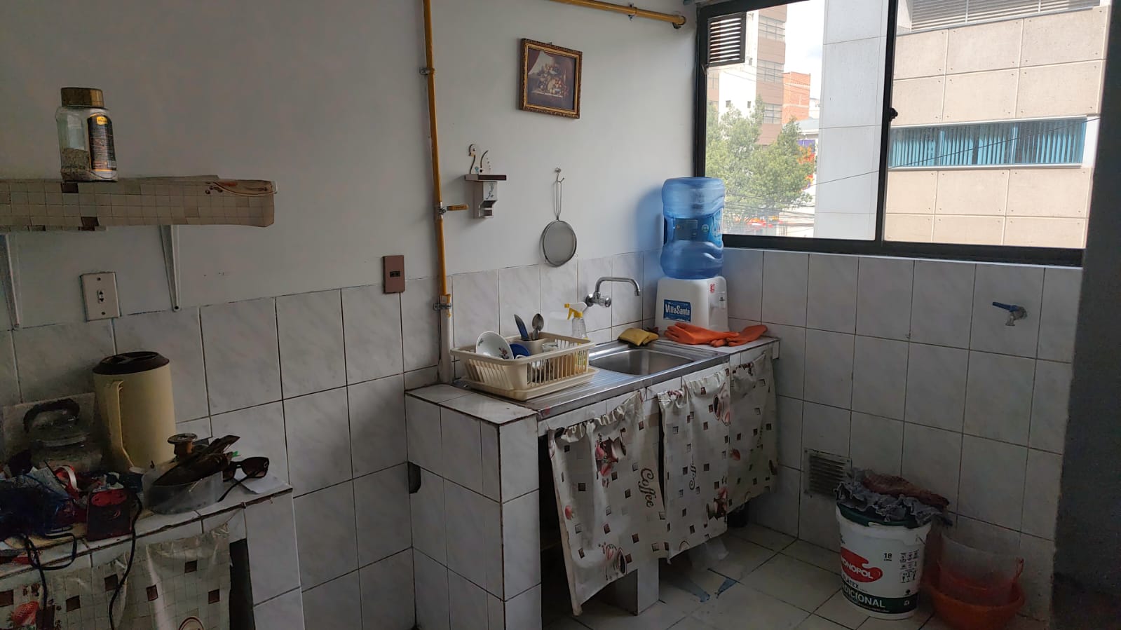 Departamento en Alquiler de 3 dormitorios para estudiantes en Obrajes