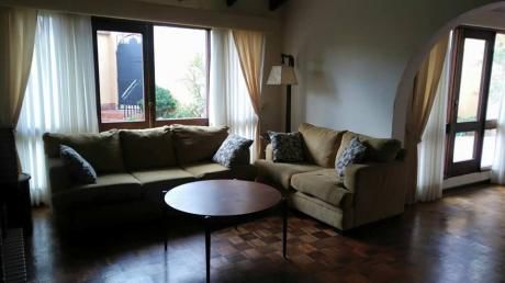 Hermosa Casa En Alquiler