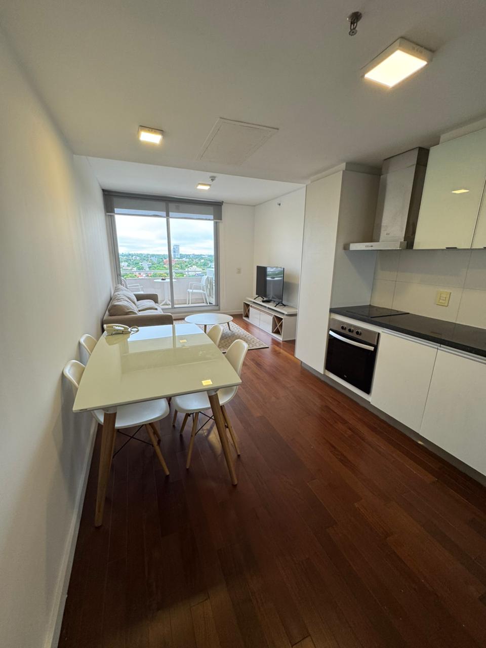 Exclusivo departamento de 1 dormitorio amoblado en Sky Tower — foto 2