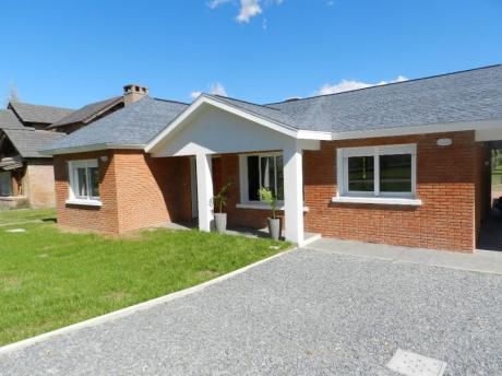 Hermosa Casa A Estrenar En La Tahona