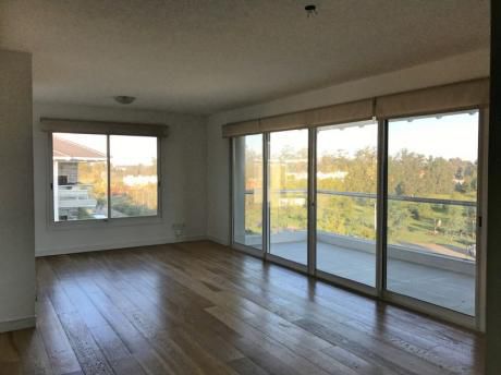 Vende Apartamento 3 Dormitorios En Parques