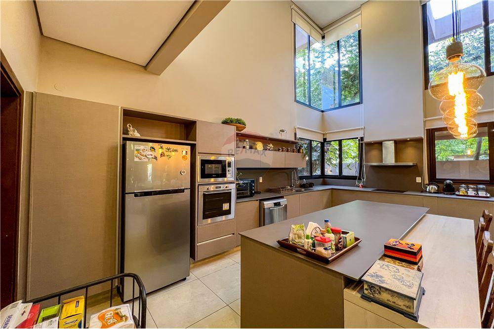 Residencia - Venta - San Bernardino, Paraguay, Lujo! — foto 2