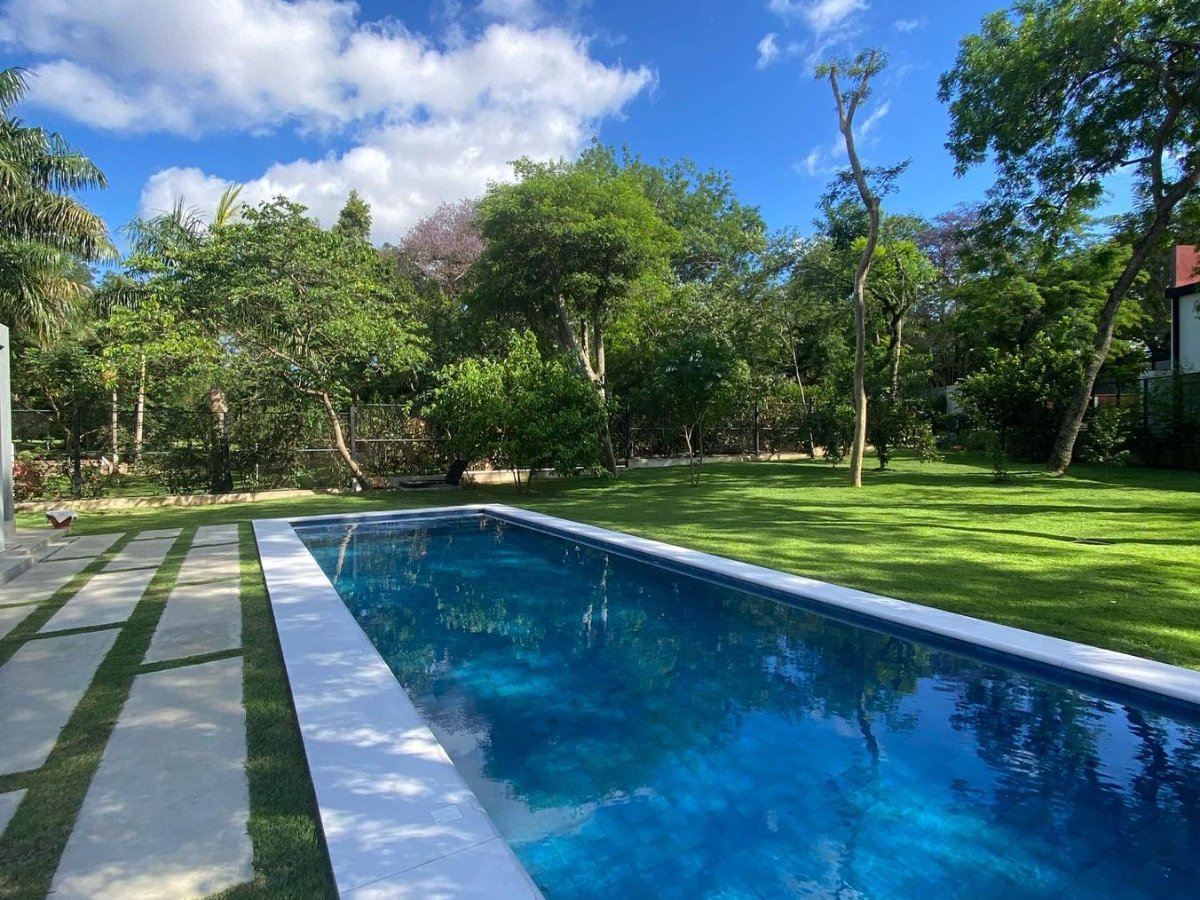 RESIDENCIA DE LUJO EN SURUBÍ-Y | MARIANO ROQUE ALONSO — foto 2