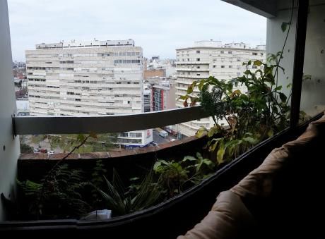 Libertador 2 Dormitorios Piso Alto