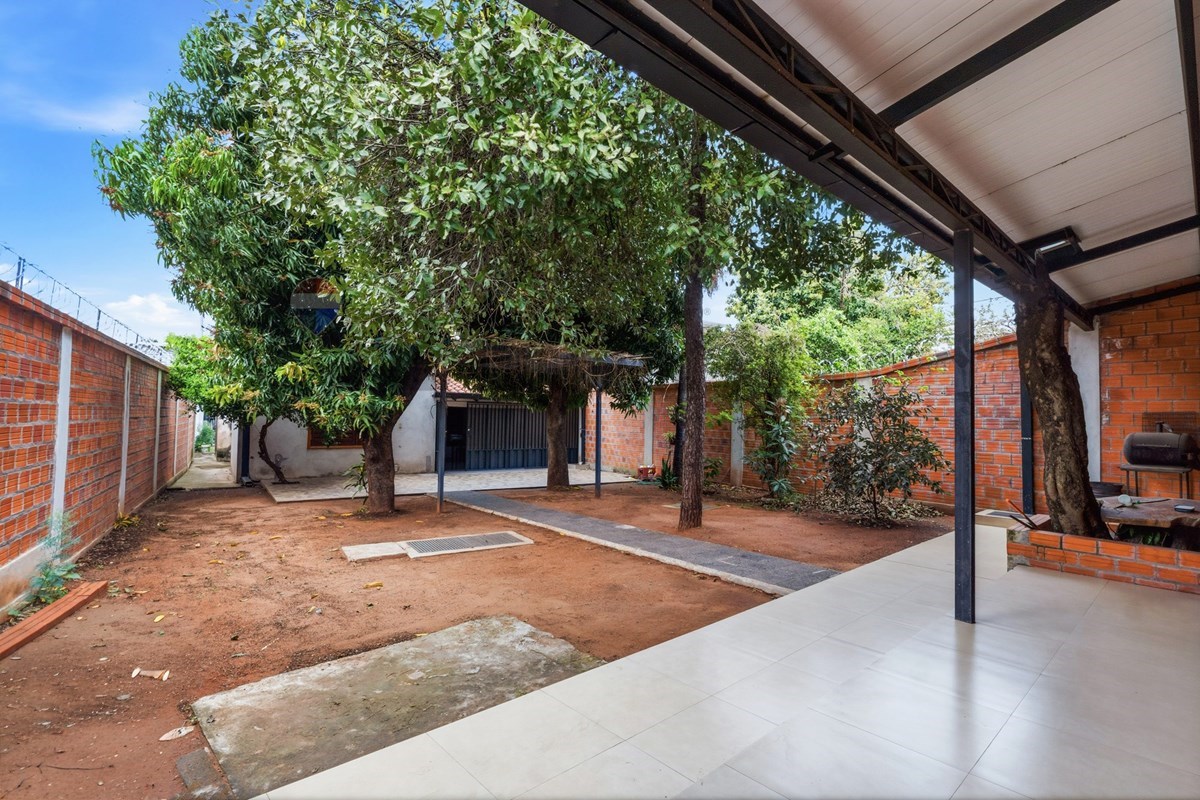 Casa en venta en Loma Pytá