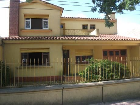 Gran Residencia En El Centro De Las Piedras