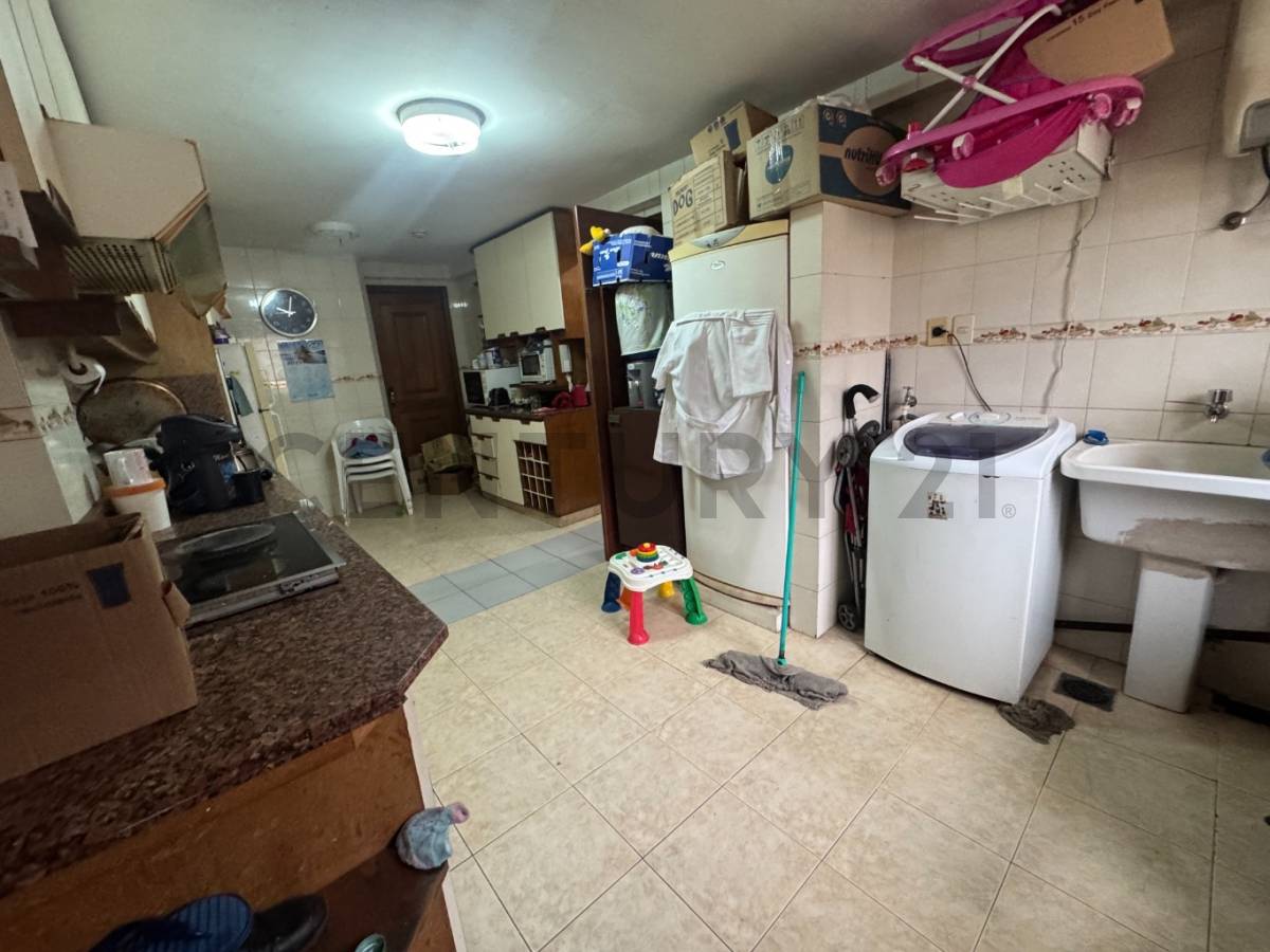 Vendo depto de 2 dormitorios + dorm servicio en Las Mercedes - edif Aguamarina — foto 3