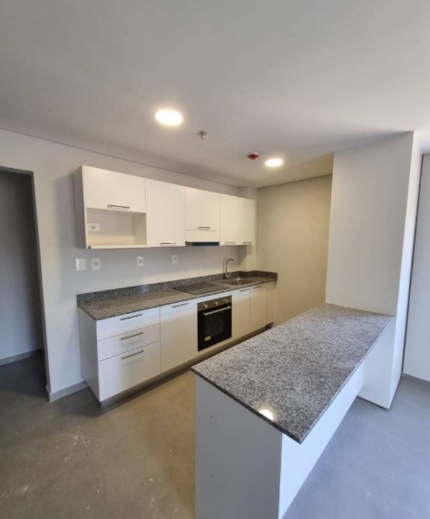 Alquilo Departamento a estrenar de 2 Dormitorio z/Universidad Unida — foto 2