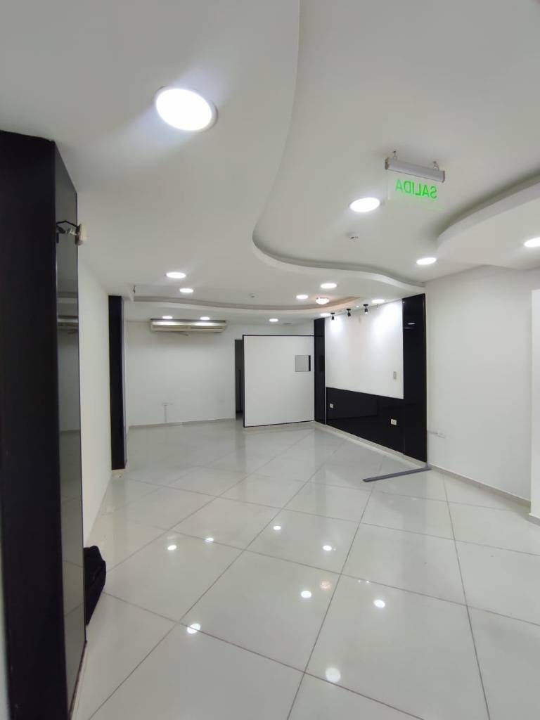 ALQUILO SALON COMERCIAL — foto 2