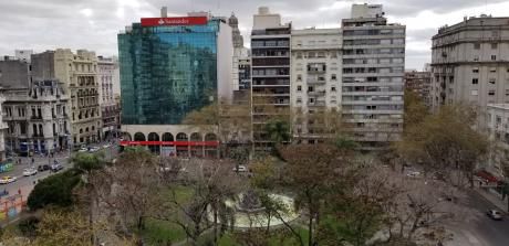 Frente A La Plaza Fabini, Inmejorable Ubicación, Precioso Monoambiente