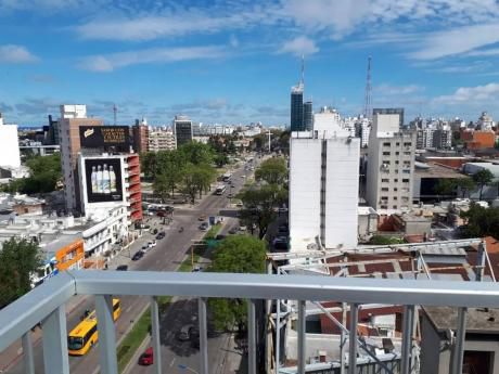 Alquile Monoambiente En Tres Cruces