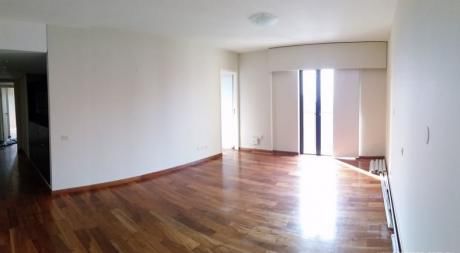 Vendo Departamento Amplio Zona Colegio Las Teresas