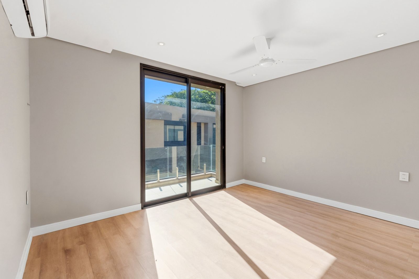 Dúplex en venta en Lambaré — foto 2