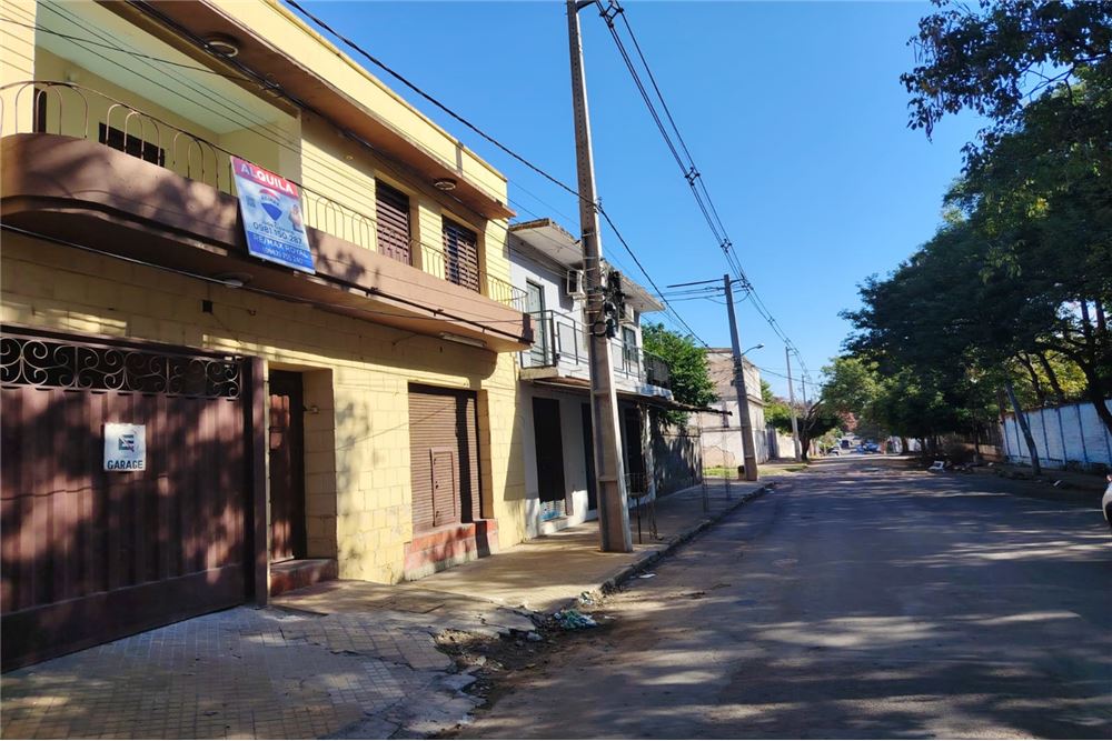 ALQUILO AMPLIA PROPIEDAD P/VIVIENDA O COMERCIO — foto 2