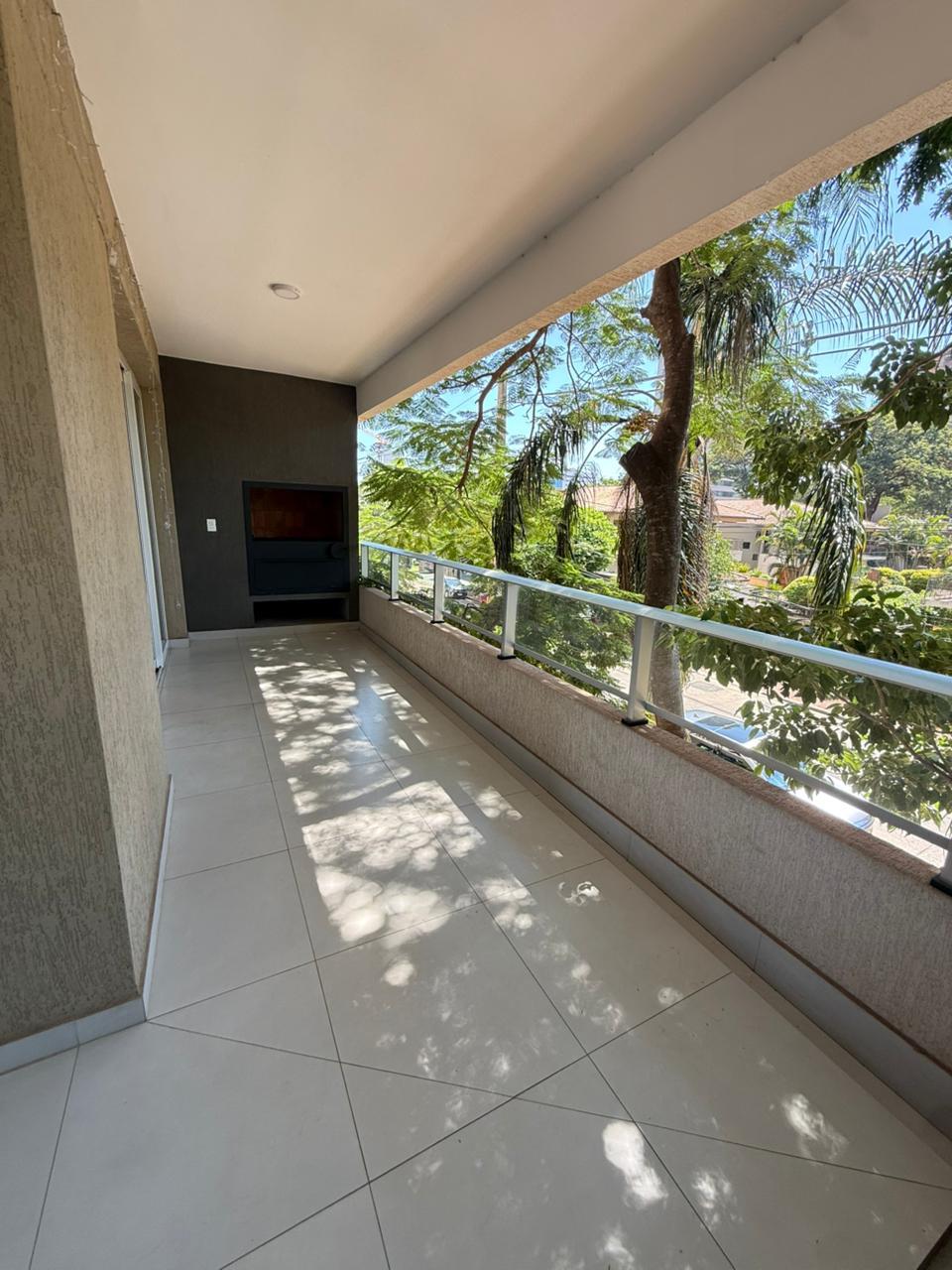 En Venta Departamento semi amoblado de 3 dormitorios más área de servicio — foto 3