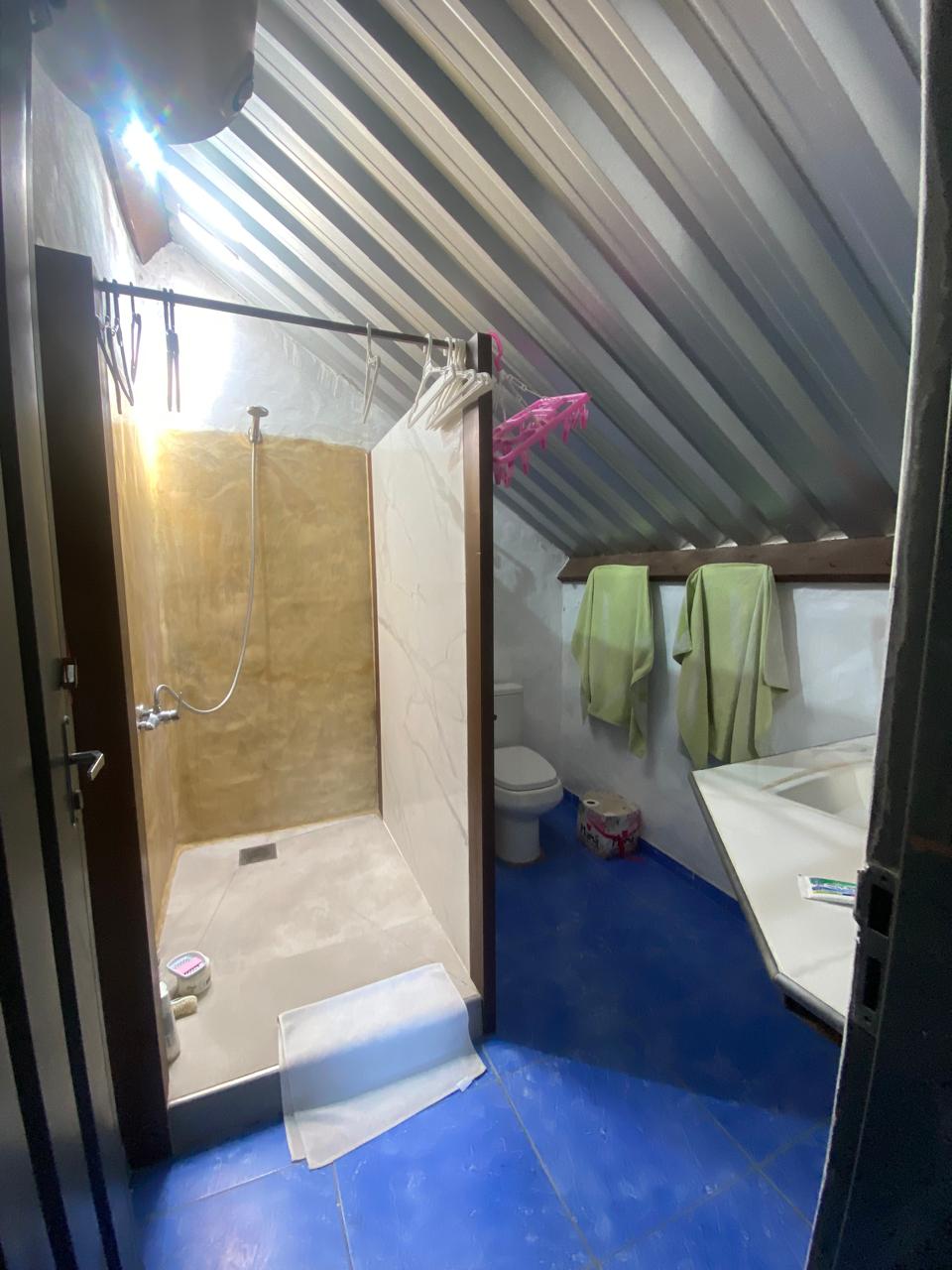 VENDO CASA con quincho y pileta en ATYRA Propiedad compuesta por tres lotes! — foto 2