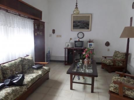 Casablanca - Pasos De Millan Y Bulevar Artigas