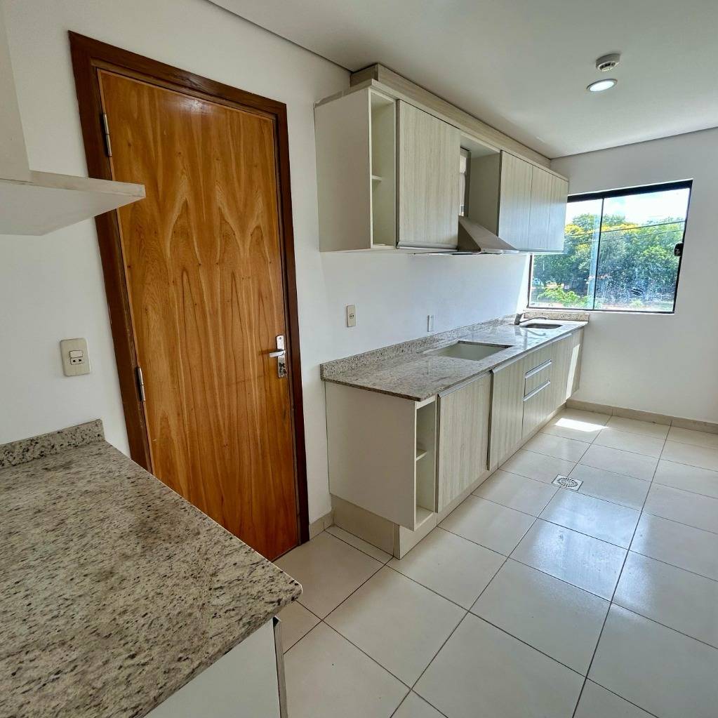 Alquilo departamento en Luque zona Loma Merlo — foto 2