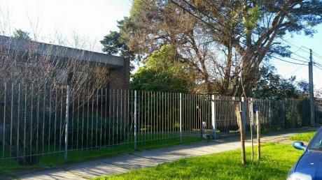 Linda Casa Con Terreno De 700m2