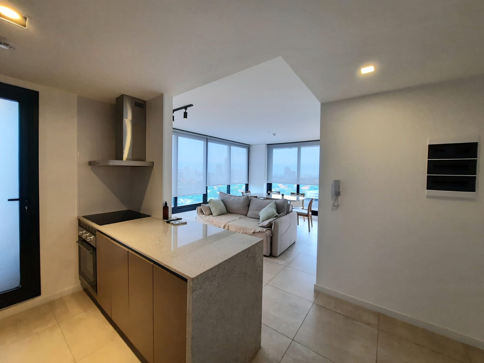 Alquilo Departamento Amoblado de 2 habitaciones en zona Mburucuya — foto 3