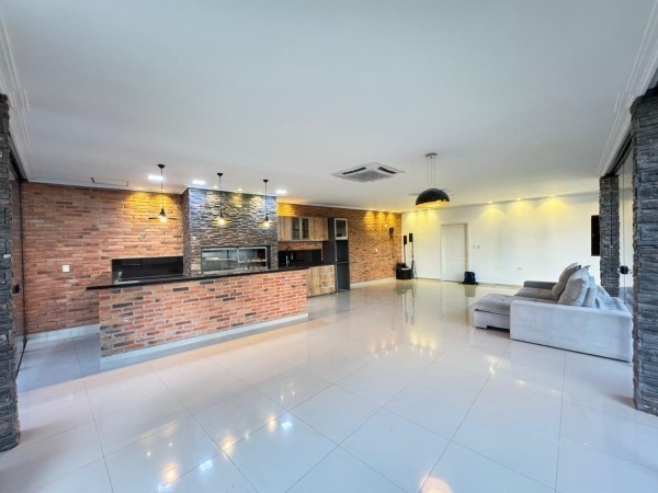 VENDO HERMOSA RESIDENCIA A ESTRENAR EN EL BARRIO SANTA ANA — foto 2