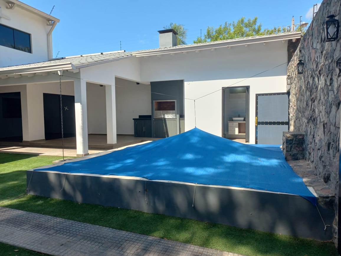 ALQUILO CASA A ESTRENAR CON PISCINA EN LUQUE — foto 2