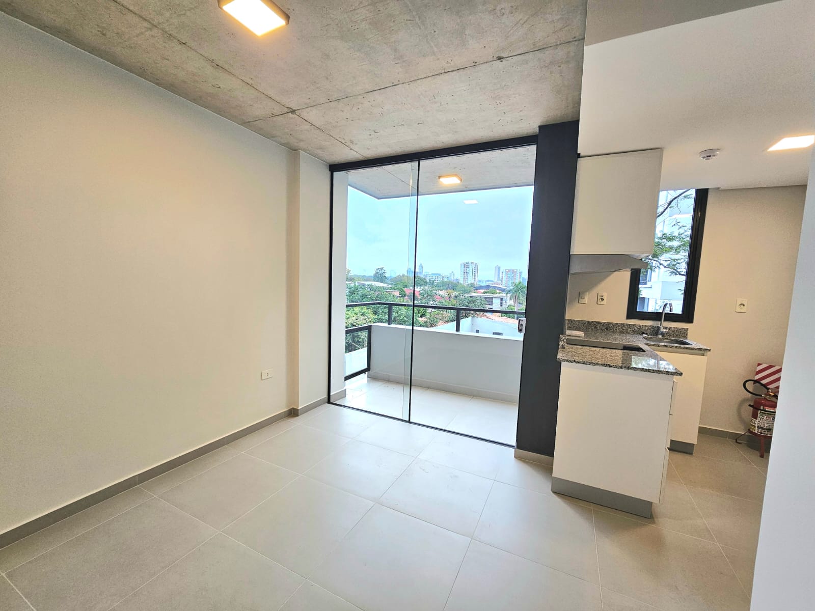 ALQUILER EN INSIGNIA 6 - DEPTO. 1 HABITACION A ESTRENAR — foto 2