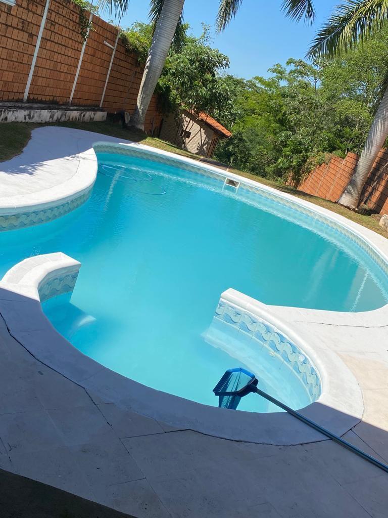 Casa tipo Mansion con Piscina en Caacuoe** — foto 3