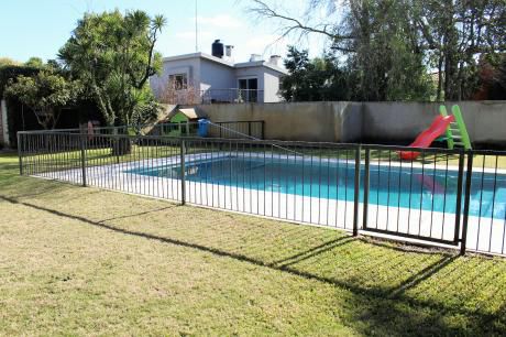 Espectacular Casa En Pleno Carrasco Sur.