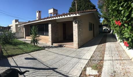 Id 10861 - Excelente Chalet A 400 Mts. Del Mar!!. Espectacular