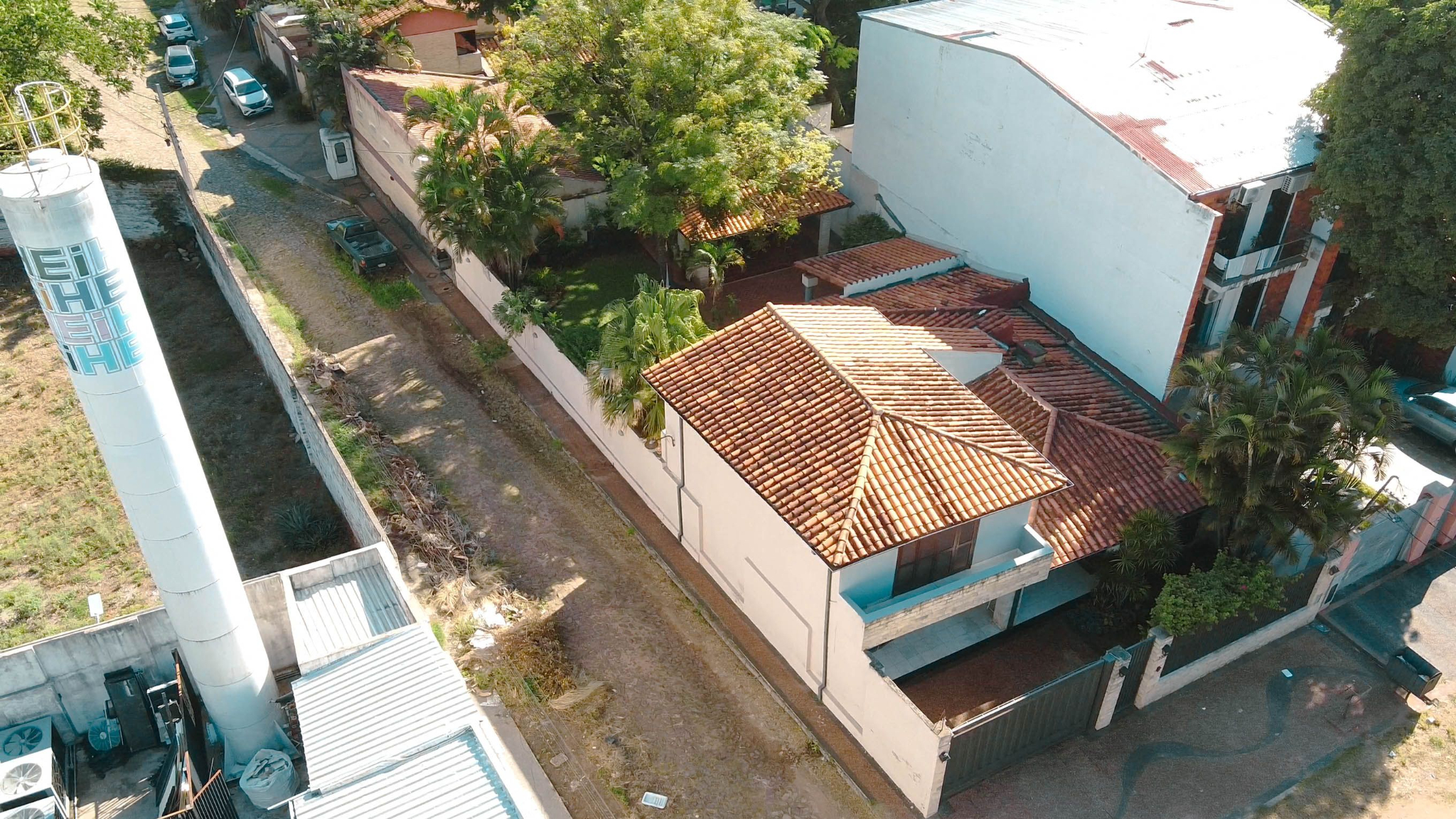 EN VENTA Hermosa RESIDENCIA en LAMBARE — foto 2