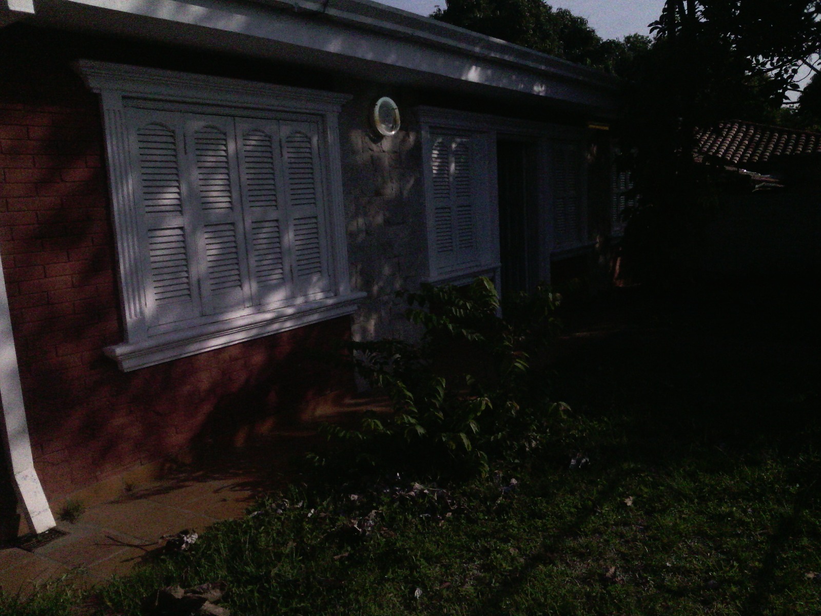 Vendo Casa B. Trinidad Z. Derecho Una — foto 3