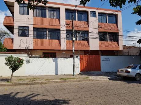 Casa Para Depósitos Y Oficina