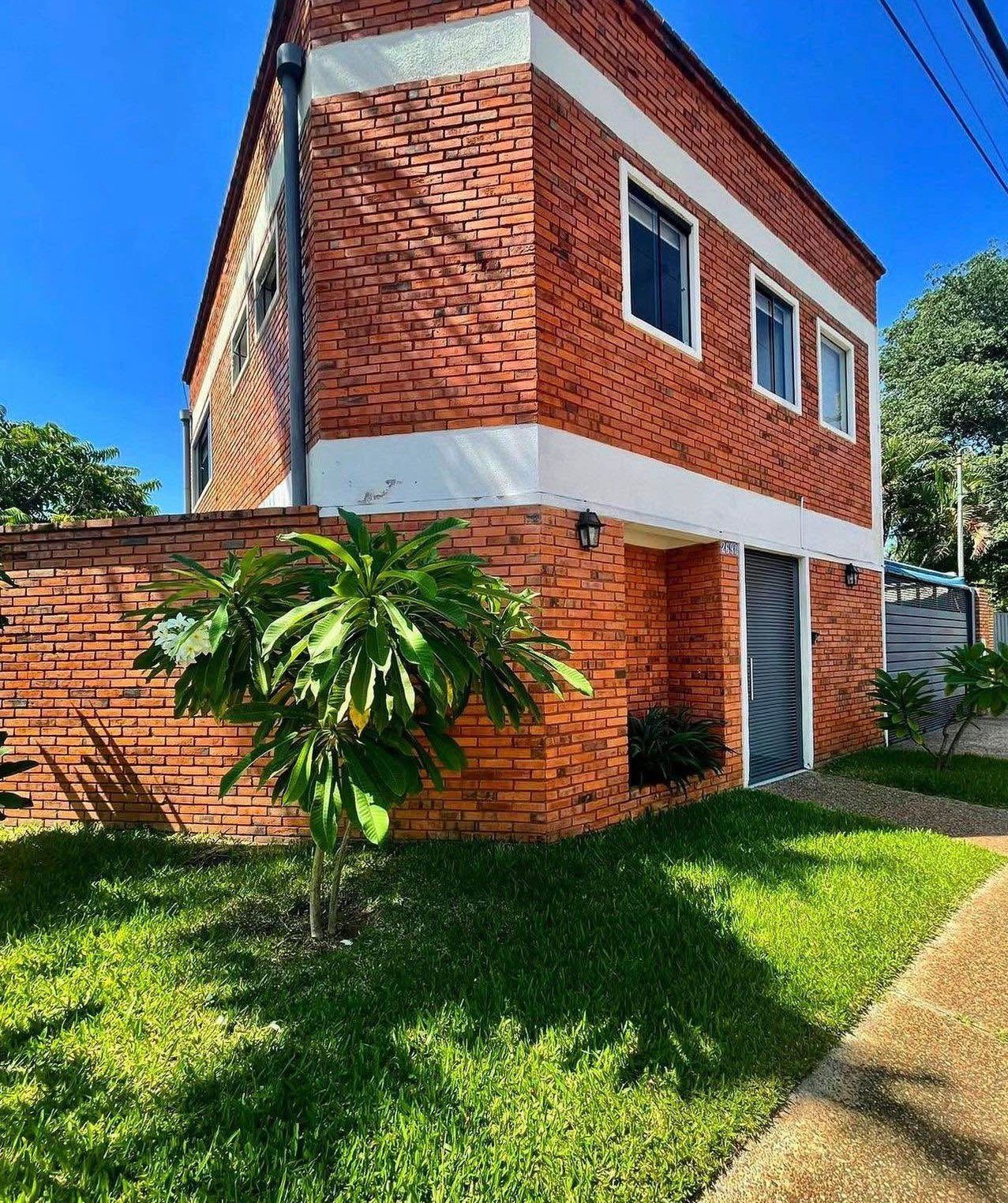 Vendo duplex en esquina en Ycua Sati — foto 2