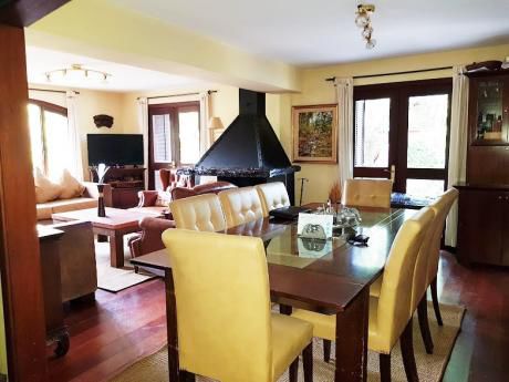 De Revista, Casas En 2 Plantas, Ambientes Muy Disfrutables!!