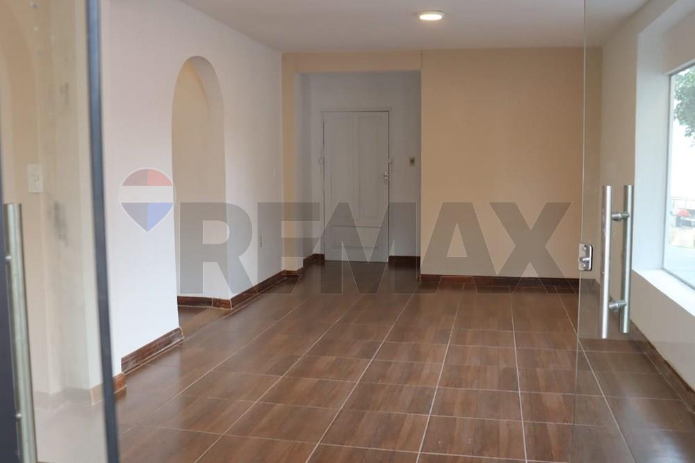 Local Comercial - Alquiler - Las Lomas (Carmelitas), Asunción — foto 3