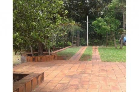 Vendo Hermosa Propiedad En Areguá.