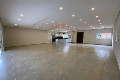 Casa-Venta-PY Cordillera San Bernardino  ciervo cua — foto 3