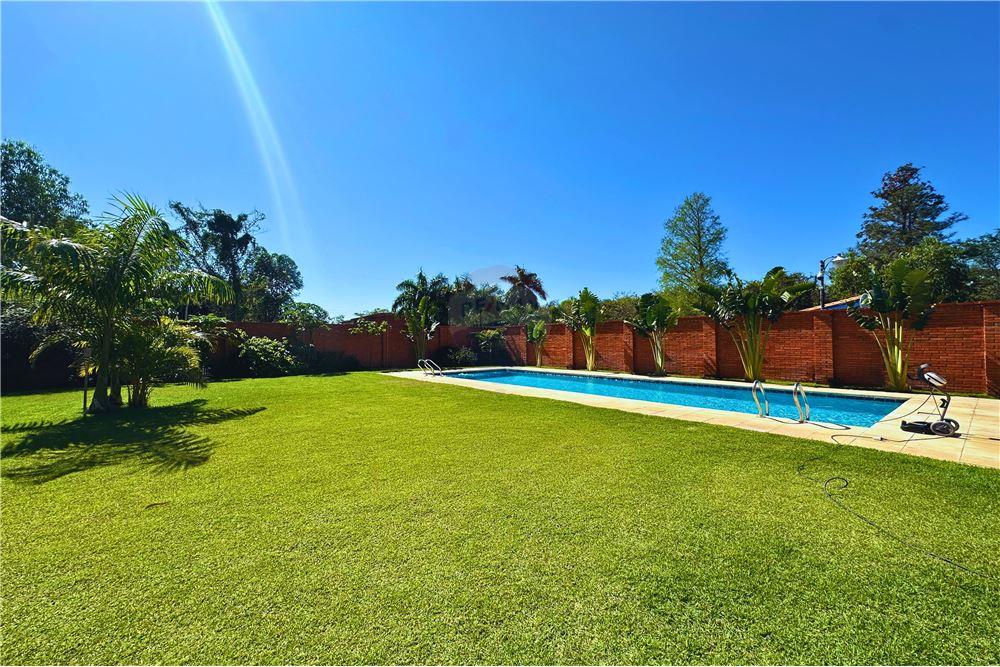 HERMOSA CASA EN SAN BERNADINO PUERTA DEL LAGO — foto 2