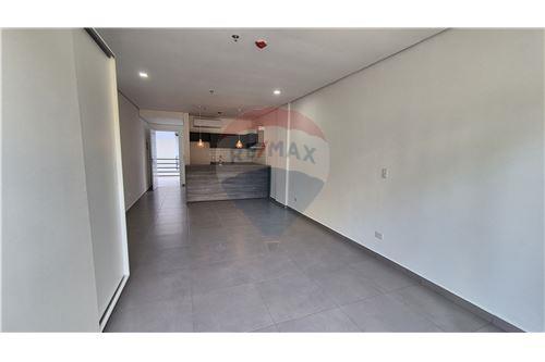 DEPARTAMENTO ZONA PASEO LA GALERIA — foto 3