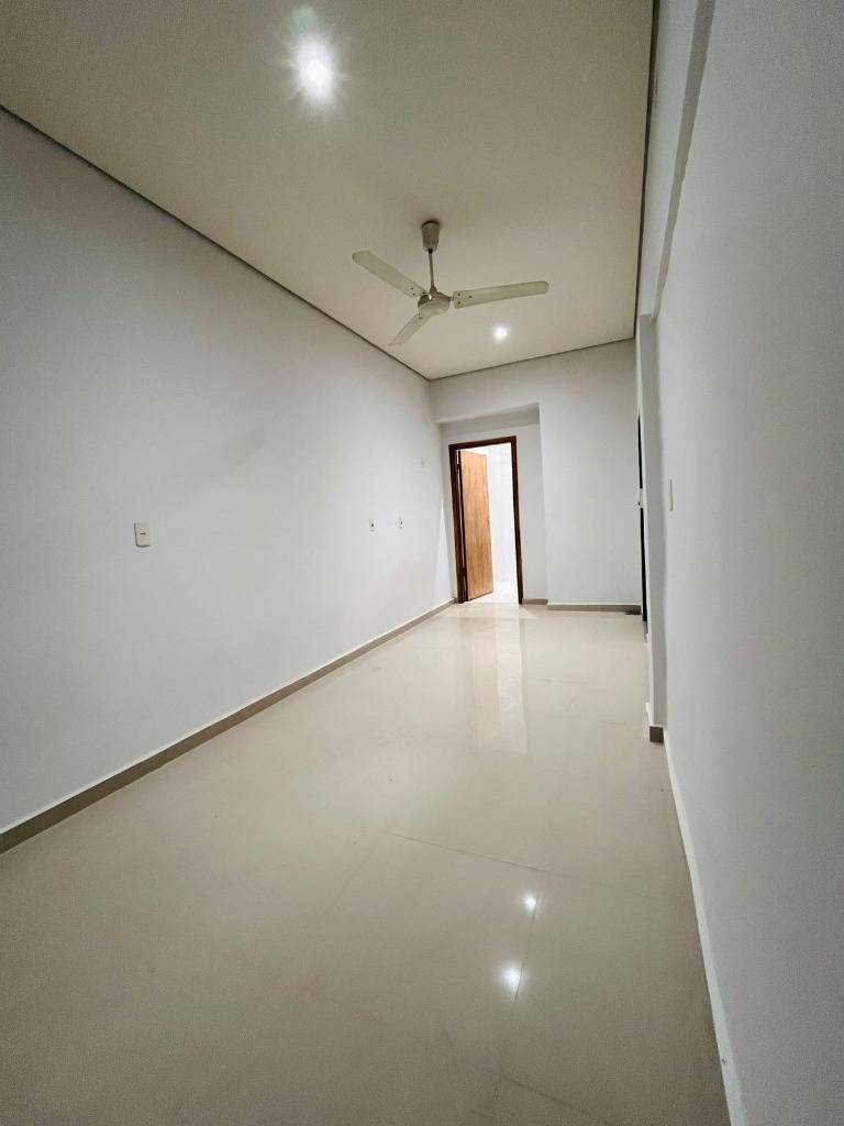 Alquilo Local Comercial en el Centro de Luque — foto 3