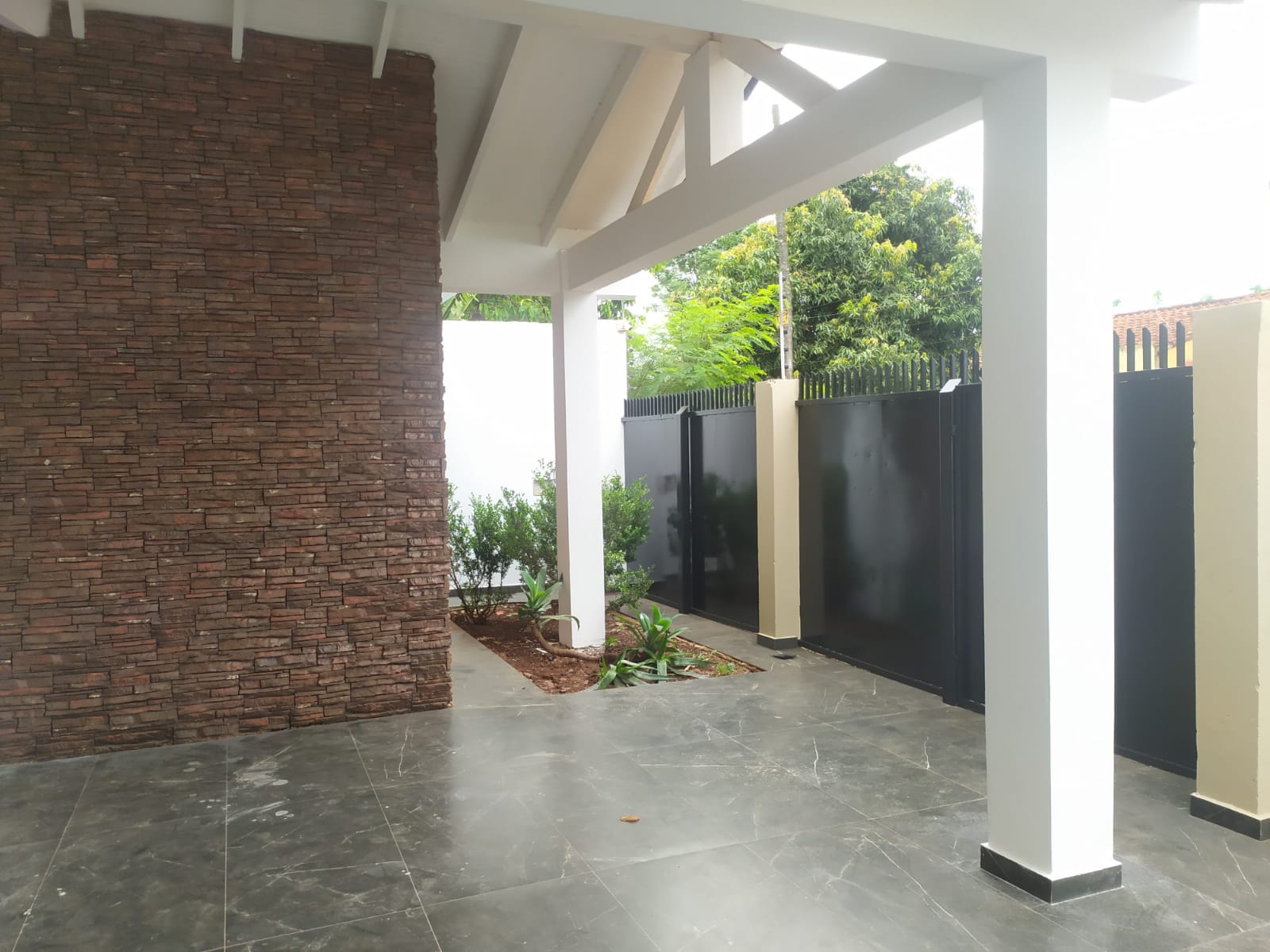 VENDO CASA DE 3 DORMITORIOS CON PISCINA EN SAN ALFREDO — foto 3