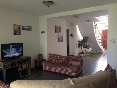 Casa En Alquiler En Condominio, Zona Norte, Mb 21