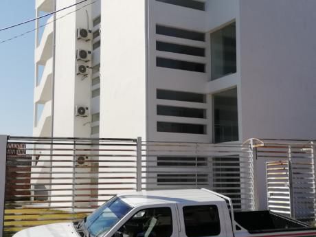 Hermoso Edificio En Venta Y Alquiler